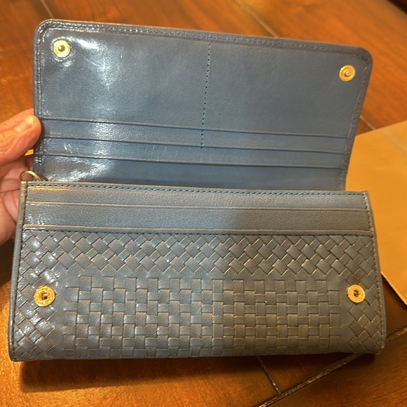 RARE PRADA! Amazing denim blue wallet- comes with box!! Can be crossbody! - Picture 7 of 17